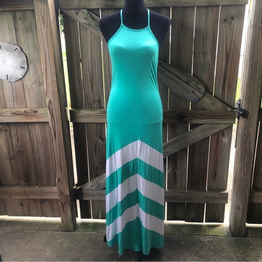 Color Thread Mint Green & White Sleeveless Spaghetti Strap Maxi Dress Size M
